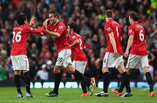 范迪克在接 范迪克在接